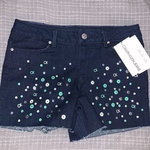 CALVIN KLEIN never worn stylish shorts